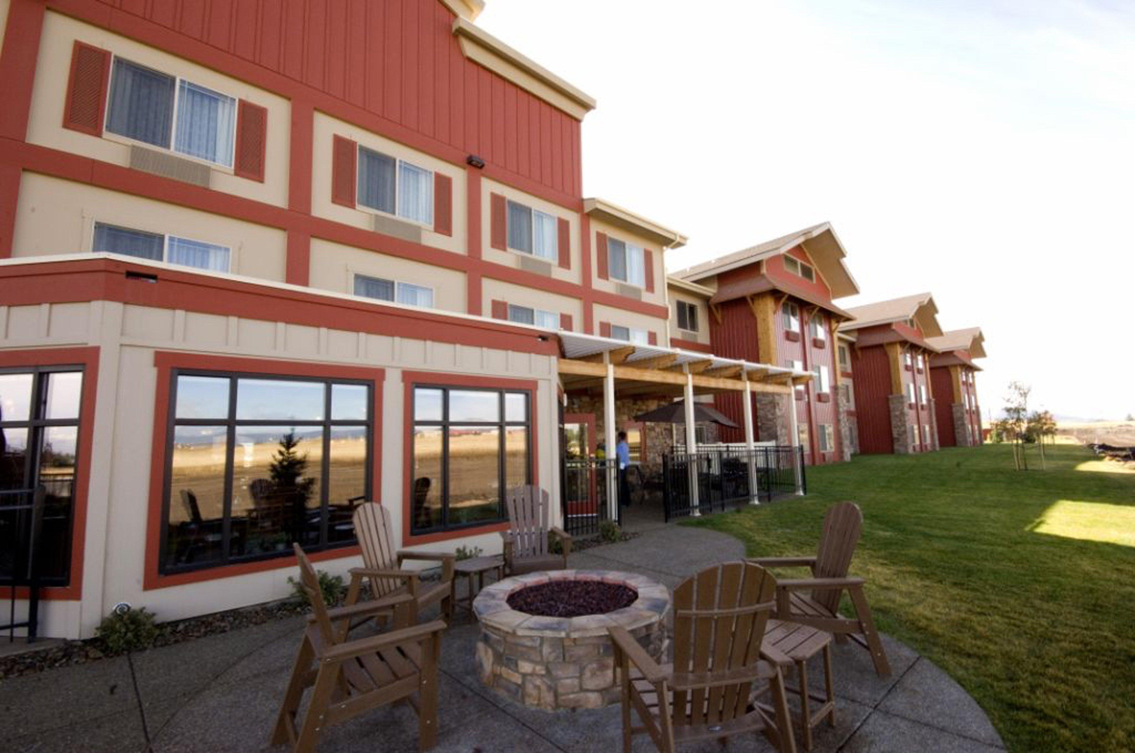 Holiday Inn Express Hotel & Suites Kalispell By Ihg Εξωτερικό φωτογραφία
