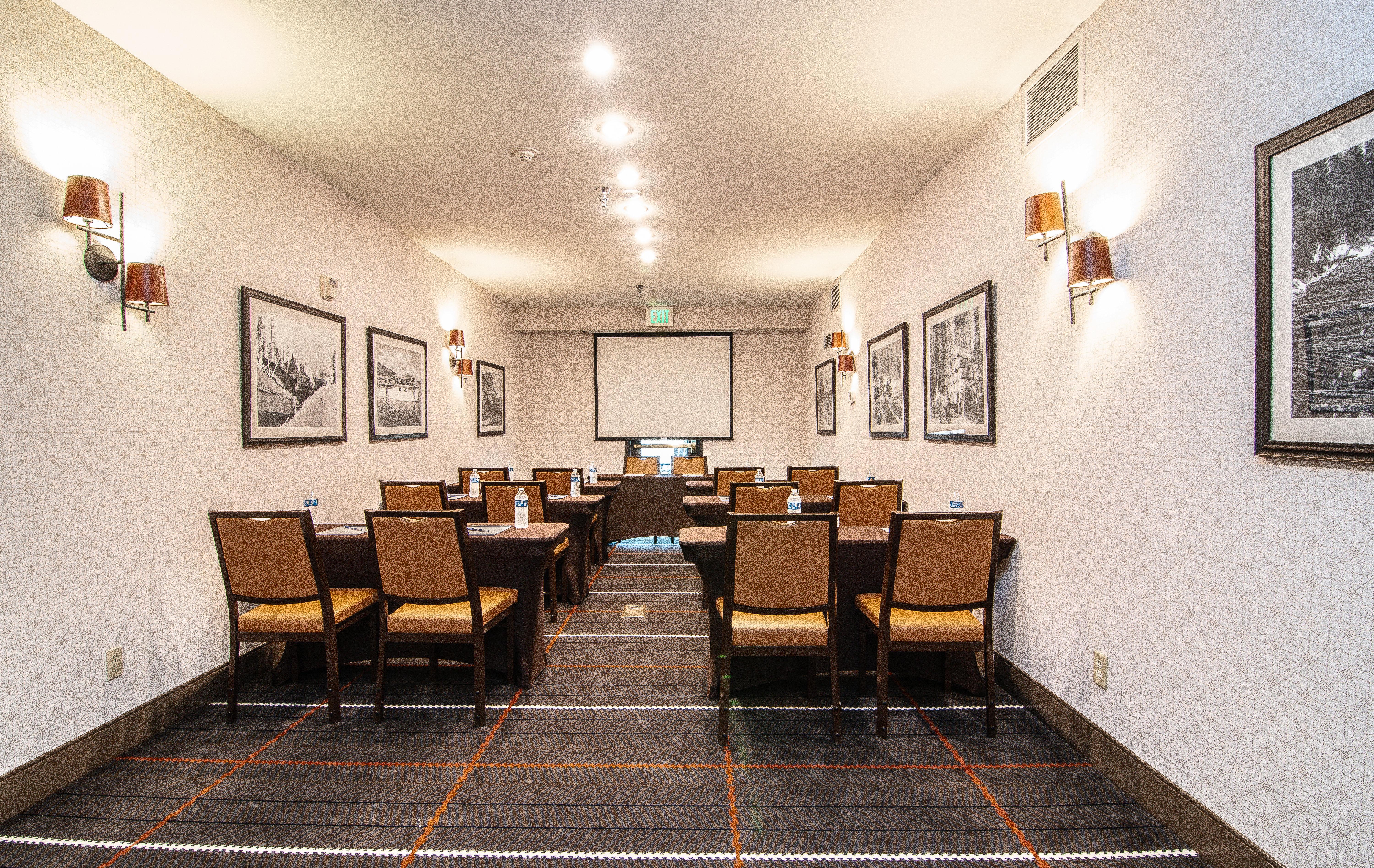 Holiday Inn Express Hotel & Suites Kalispell By Ihg Εξωτερικό φωτογραφία